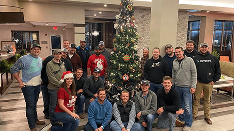 Helena Supports Iowa Families for the Holidays