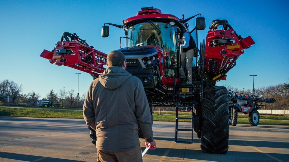 Raising the Bar: How Helena’s Applicator Training Invests in People, Precision and Performance